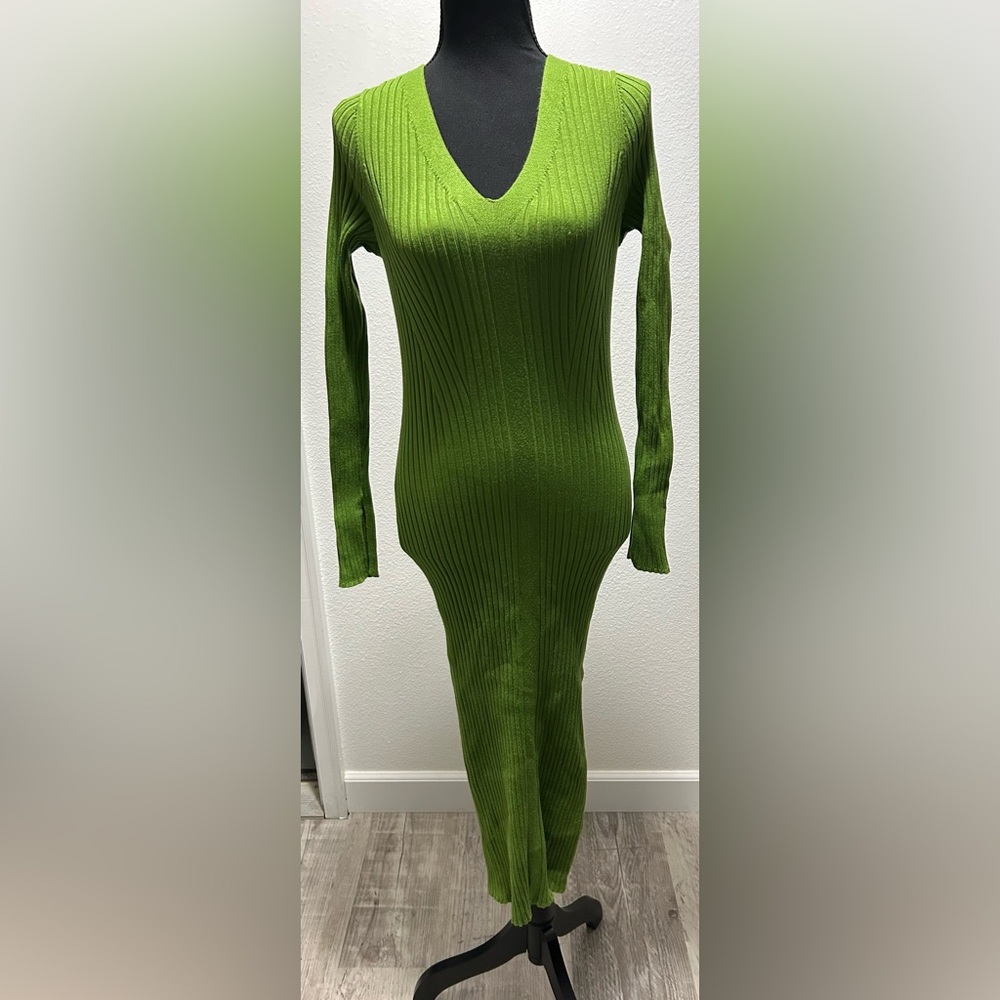 A New Day Knee Length Long Sleeve Dress - Medium - Green - NWT